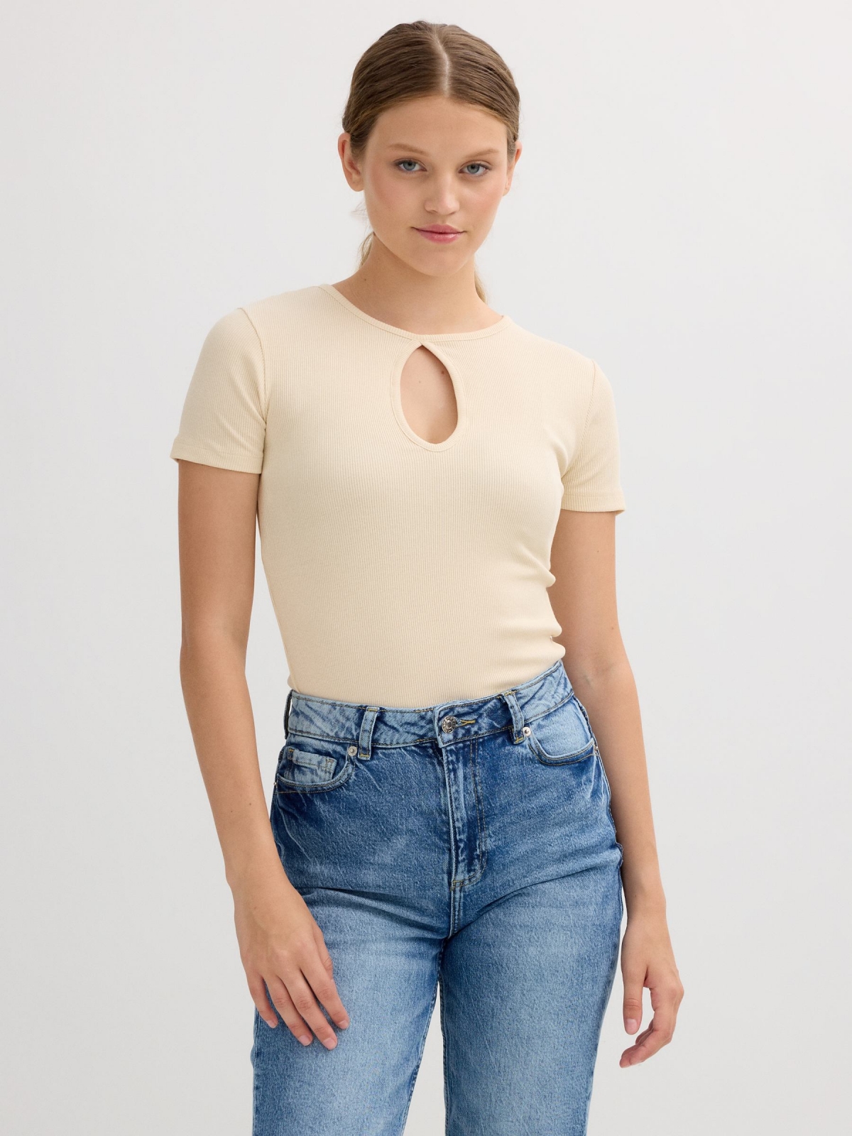 Short sleeve crop cut out t-shirt sand middle front view