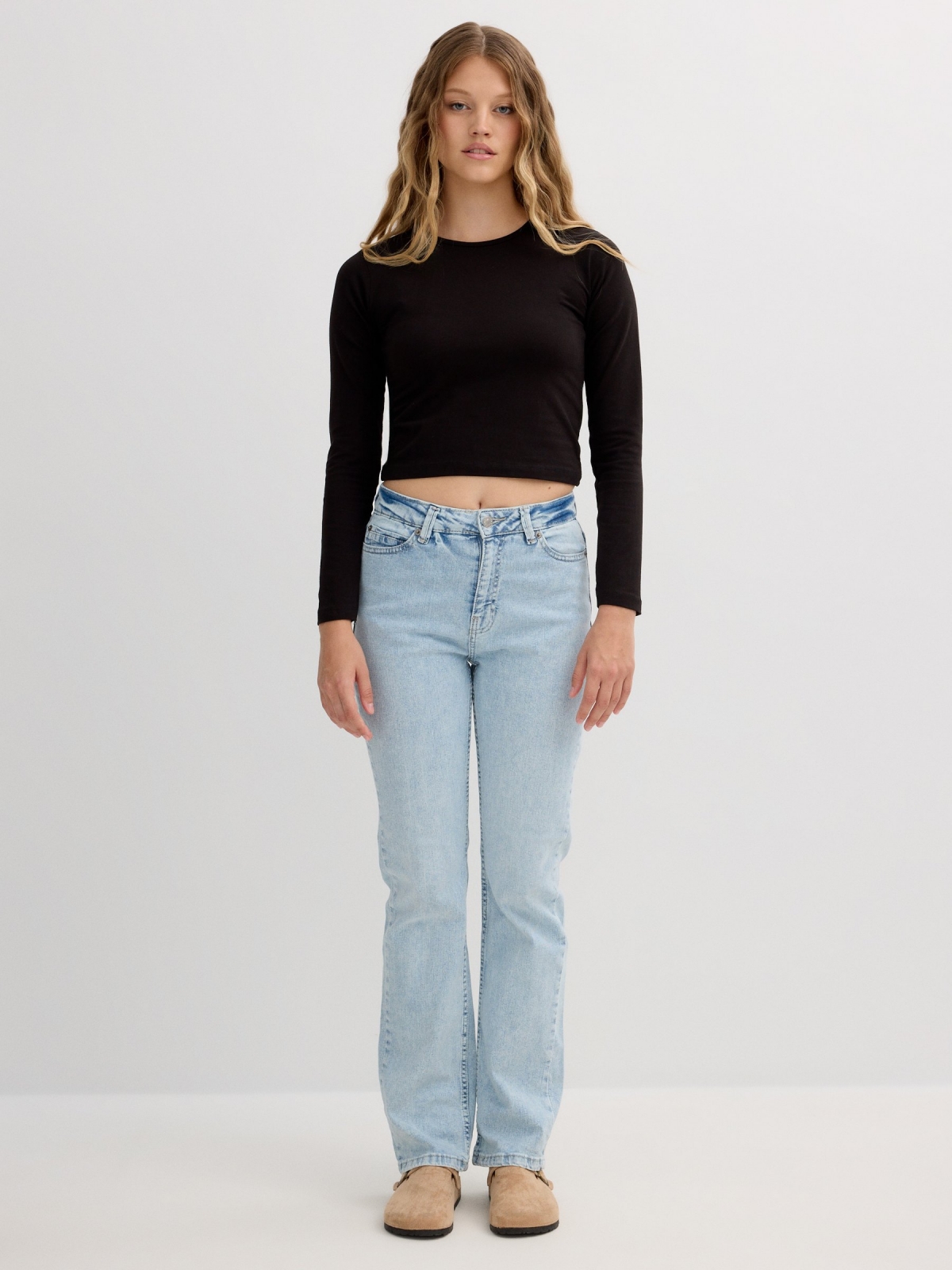 Jeans high rise straight azul claro azul claro vista general frontal
