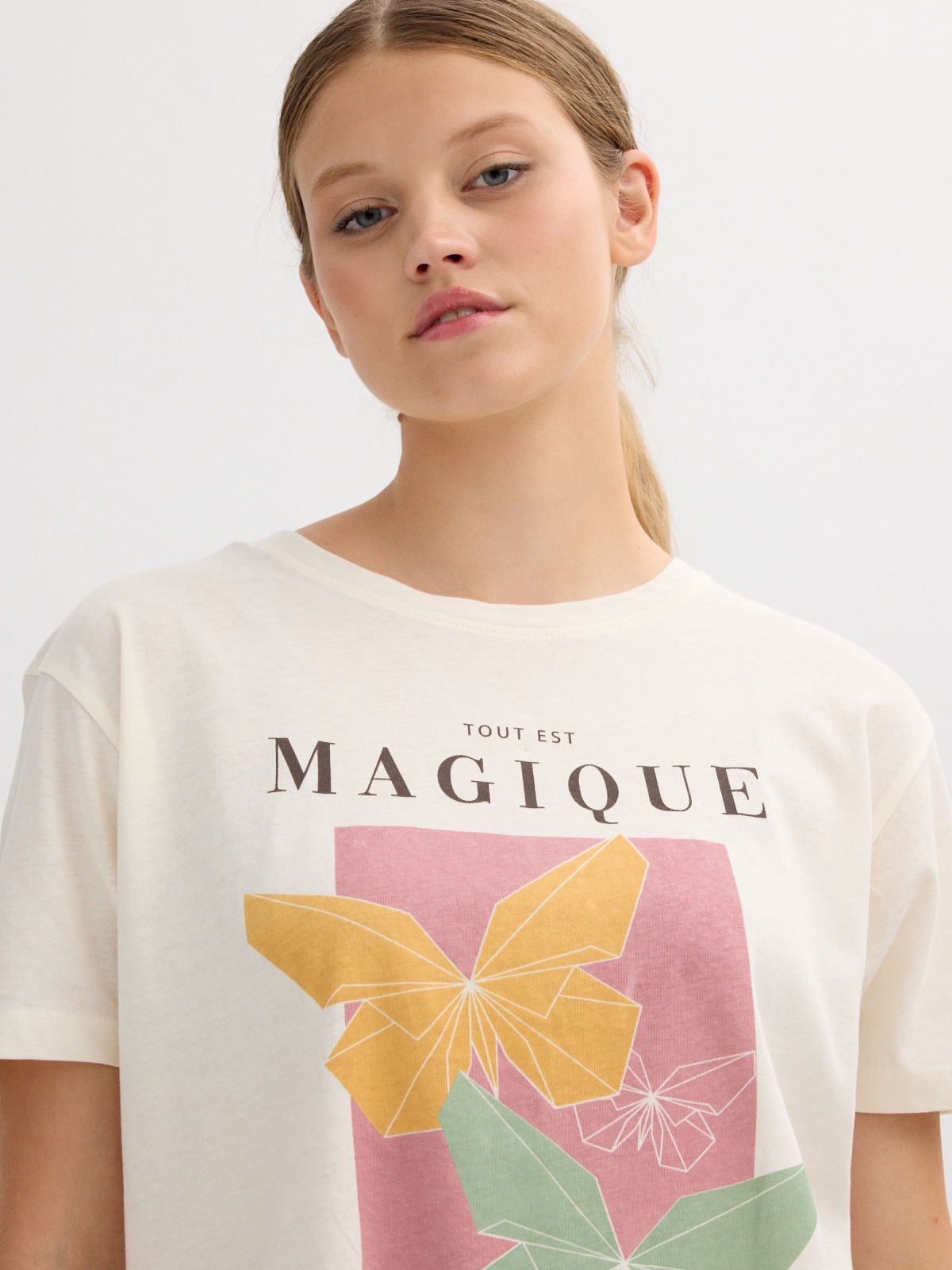 Magic print t-shirt off white detail view