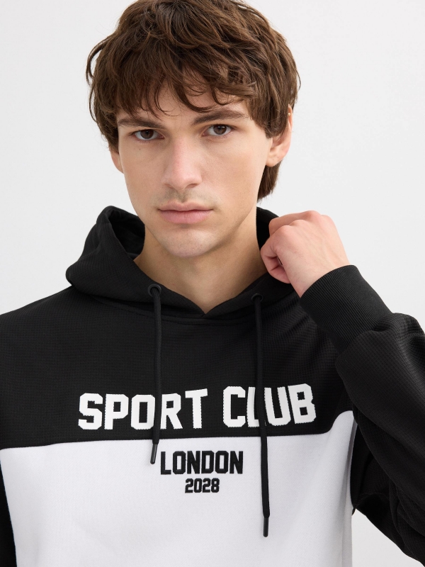 Color block hoodie black detail view