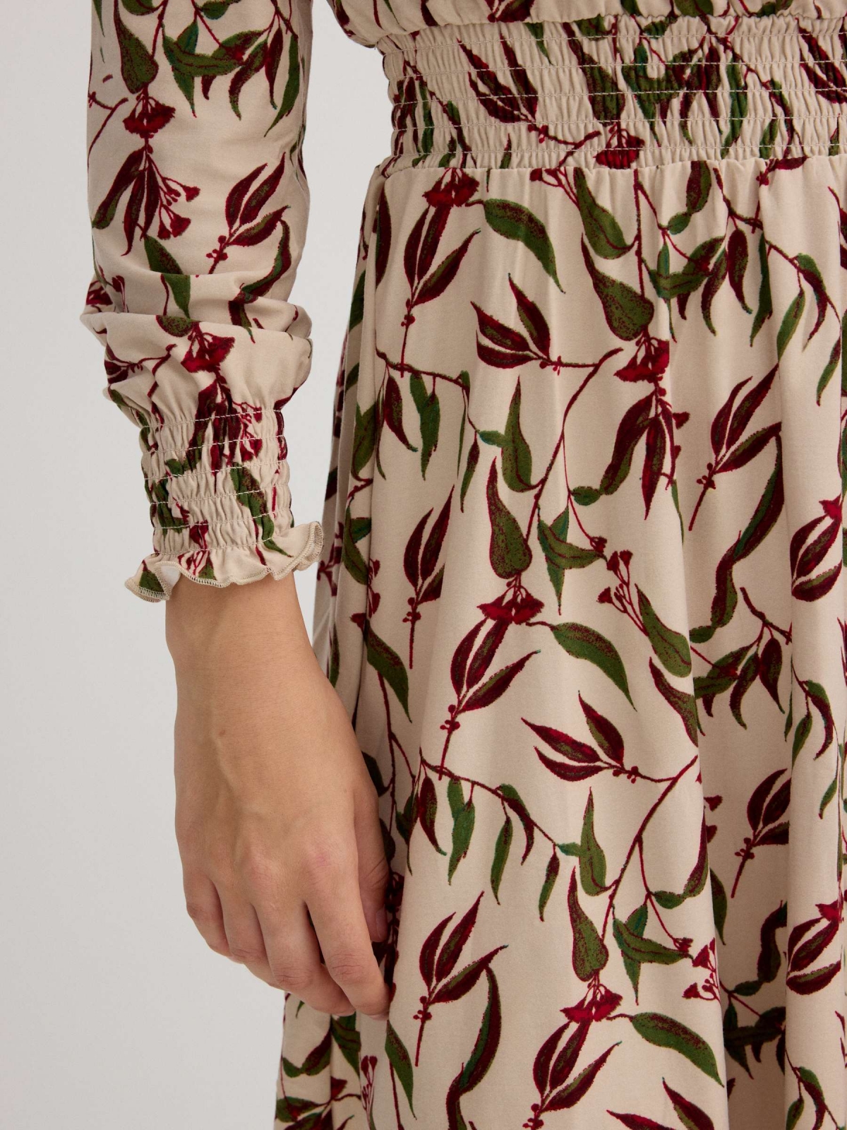 Vestido corto estampado blanco roto vista detalle