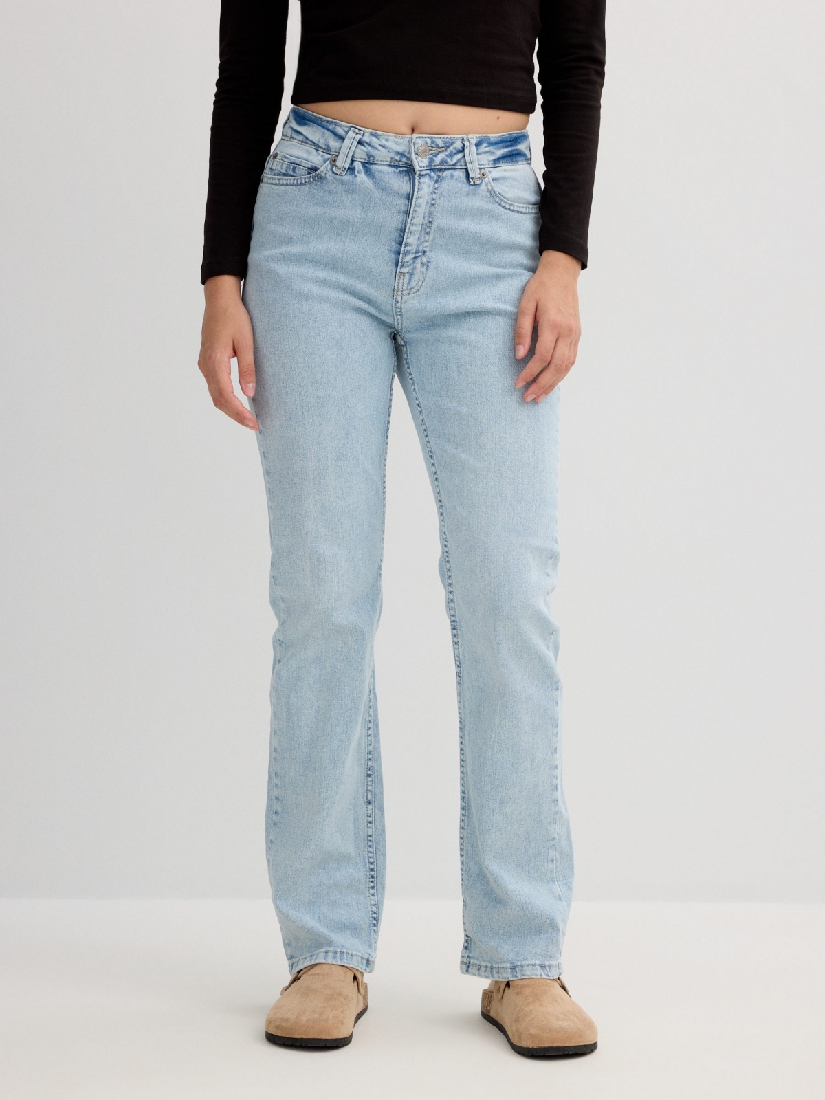 Light blue high rise straight jeans light blue middle front view