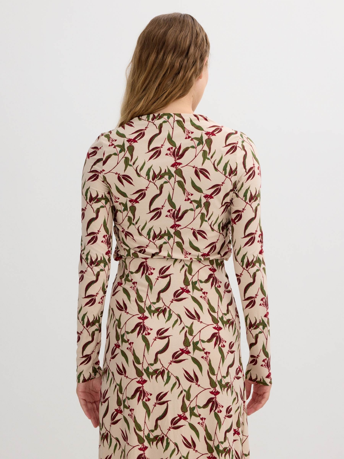 Printed t-shirt off white middle back view