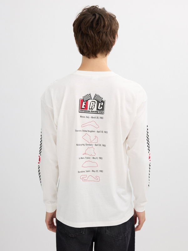 Camiseta de manga longa racing crua vista meia traseira