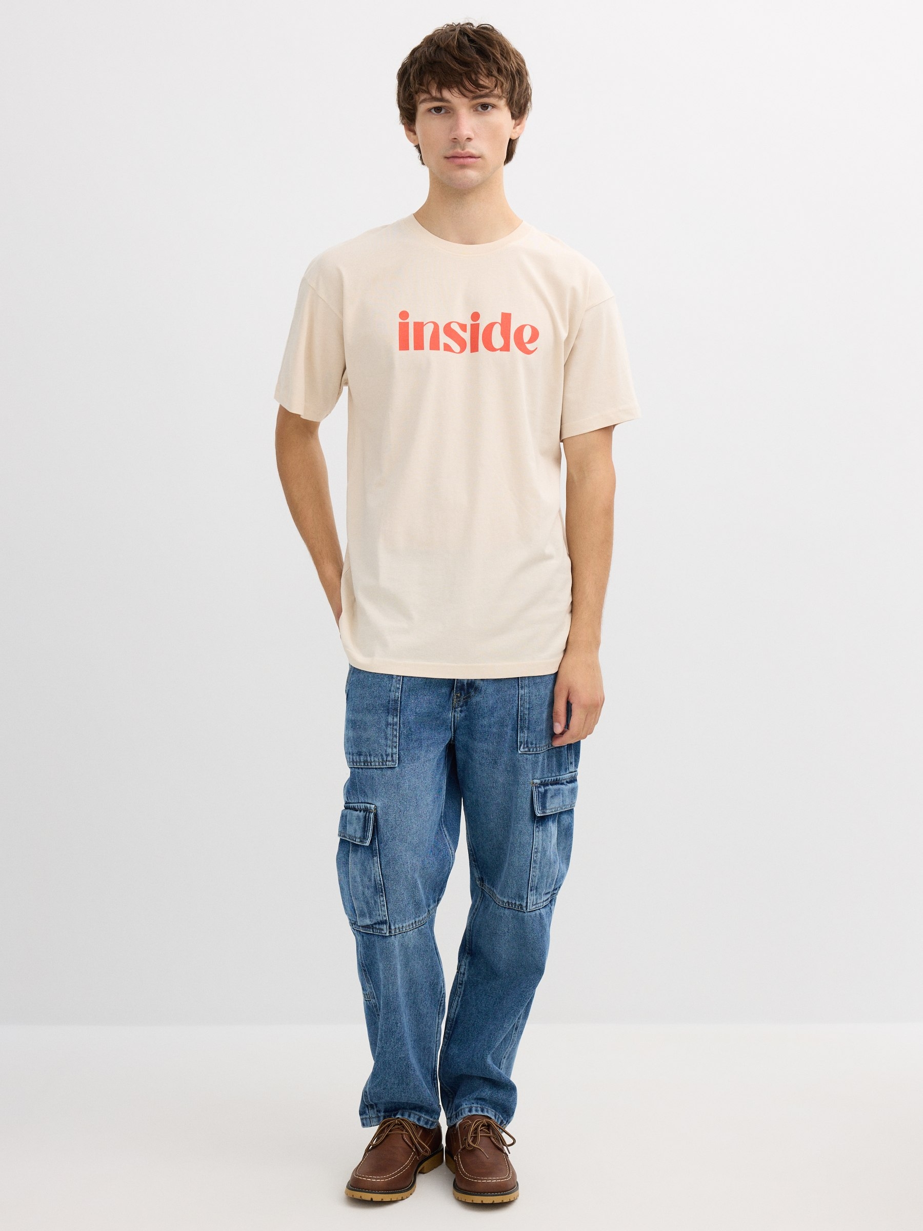 Camiseta manga corte Inside crua vista meia frontal