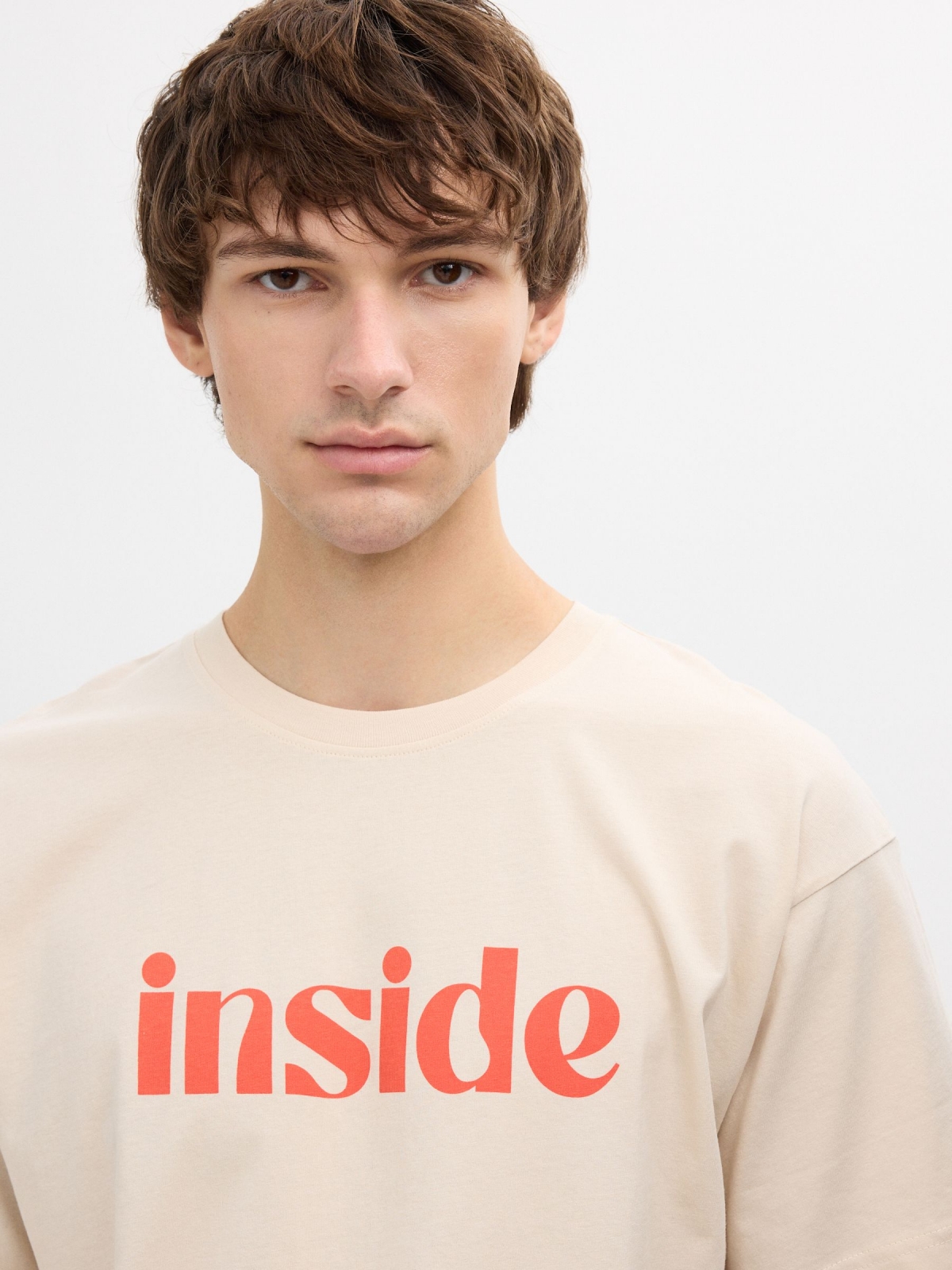 Camiseta manga corte Inside crua vista detalhe