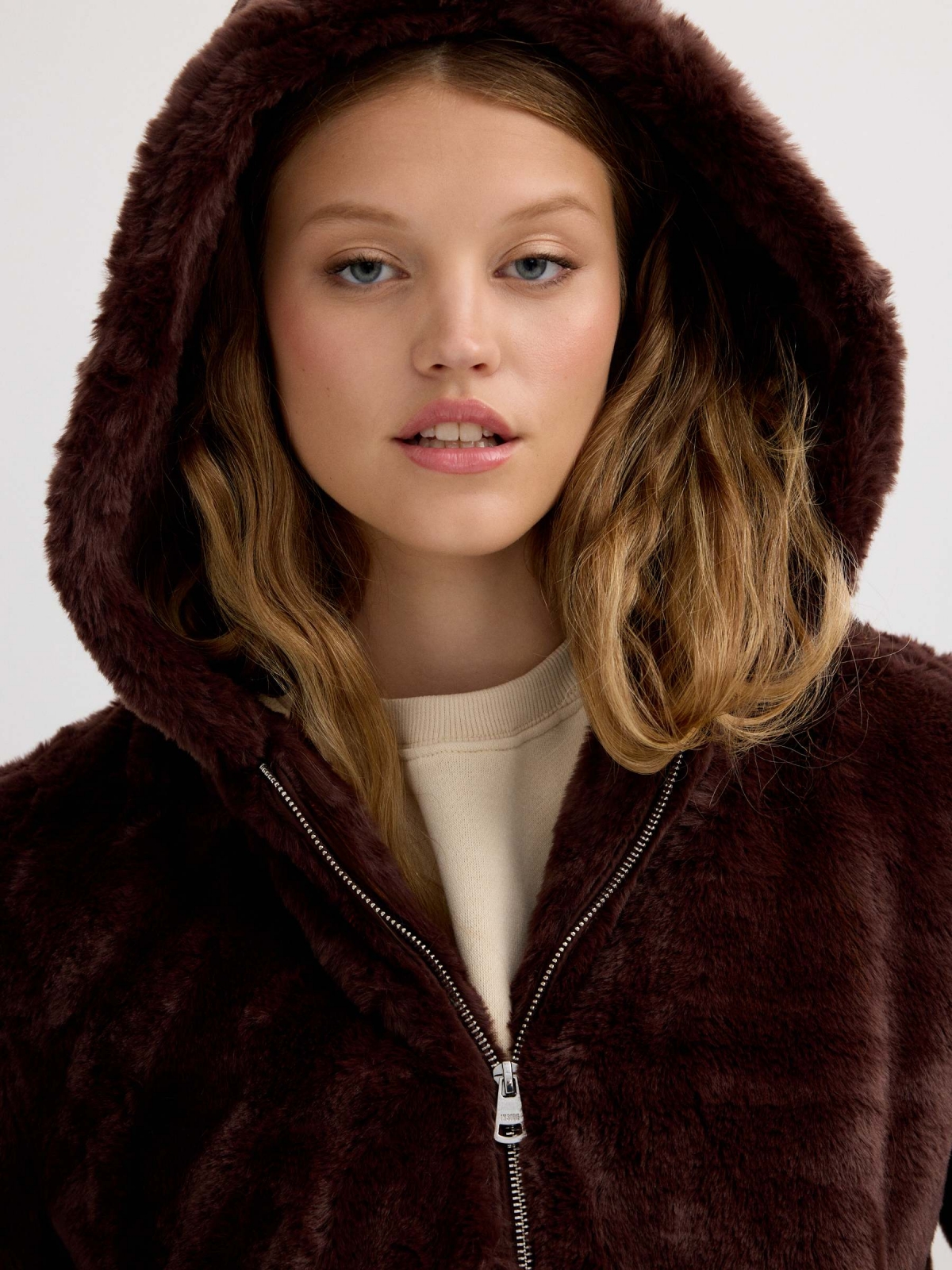 Fur effect jacket chocolate detail view