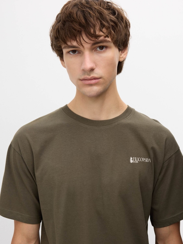 Nature print t-shirt khaki detail view