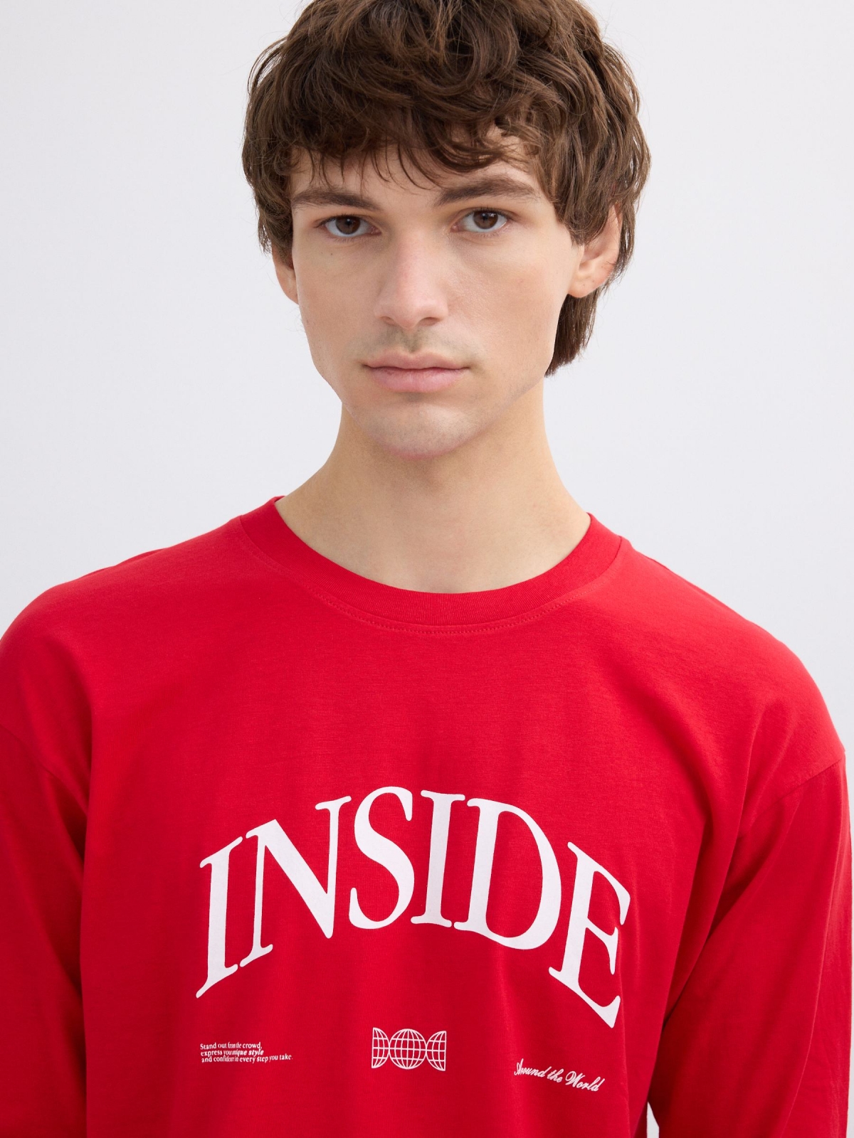Camiseta manga larga Inside rojo vista detalle