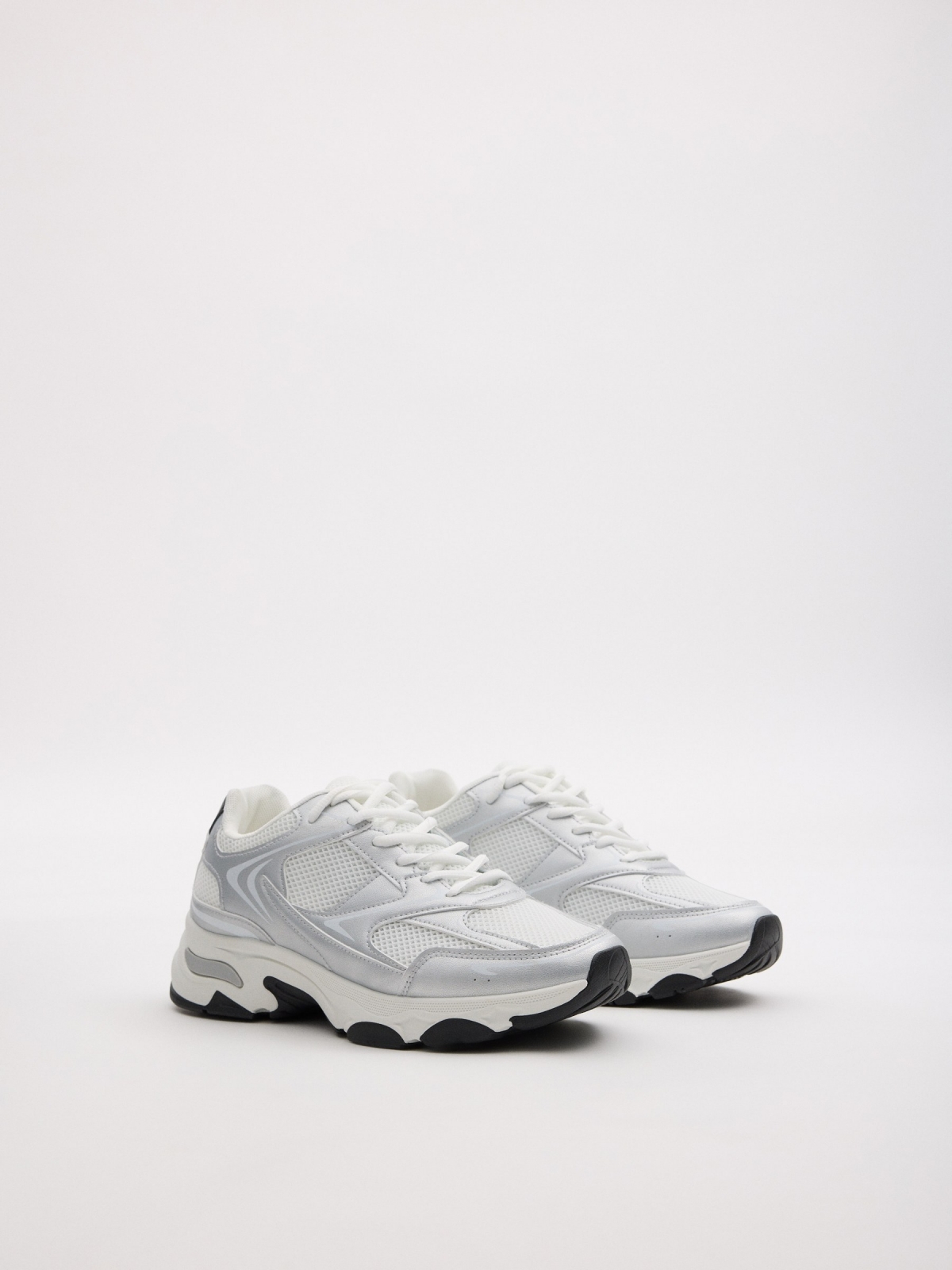 Metallic combined running sneaker white 45º front view