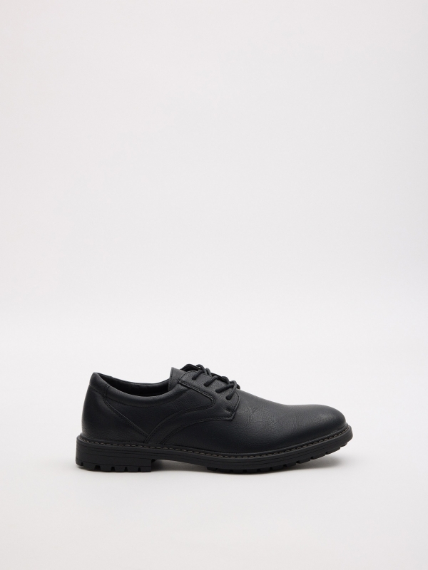 Classic basic leatherette shoe black