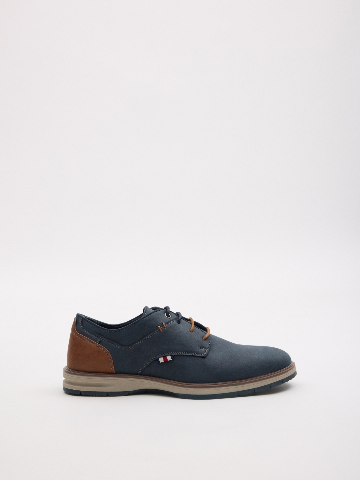 Zapato clásico casual azul marino