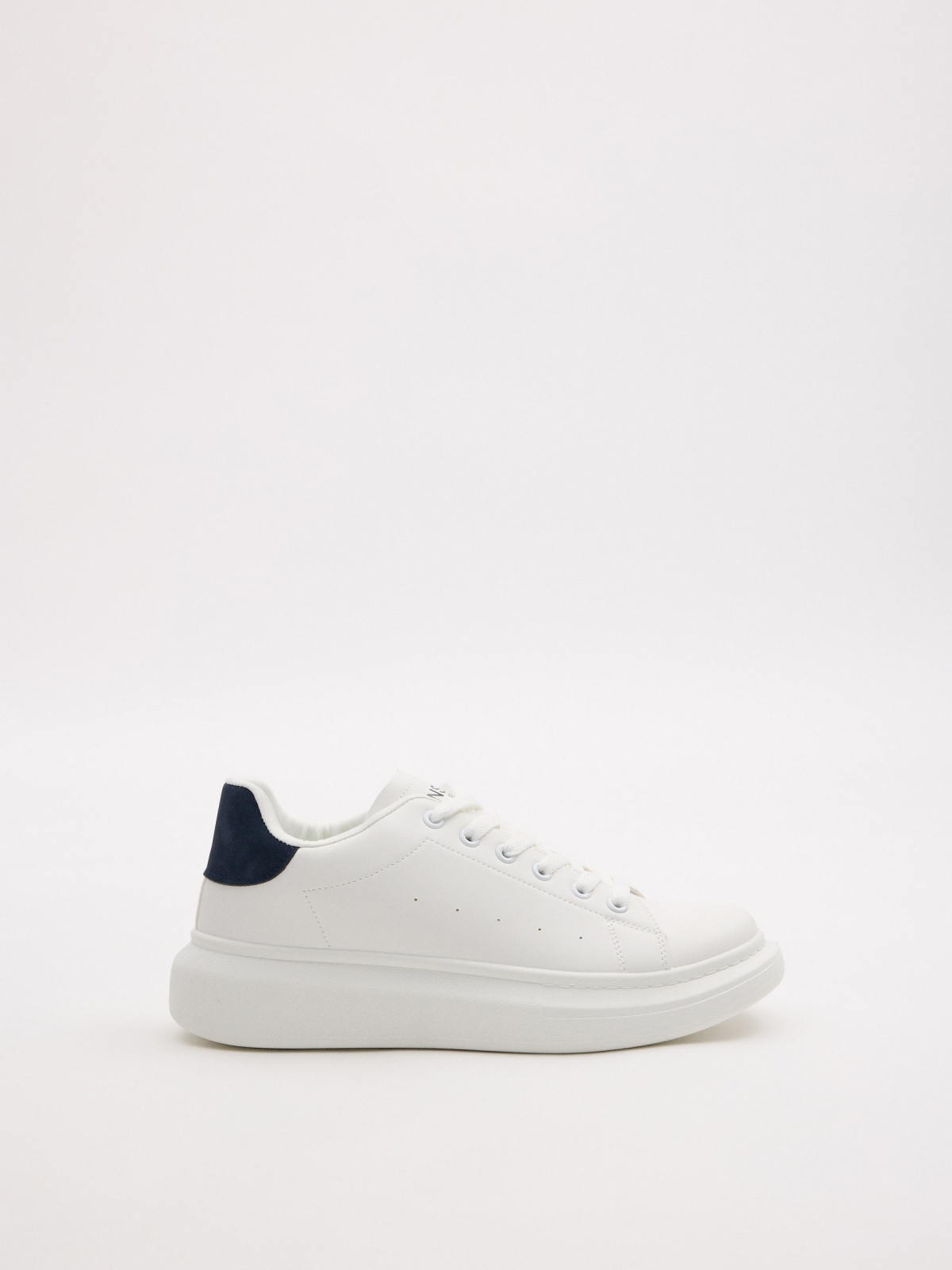 Ténis desportivo volume branco