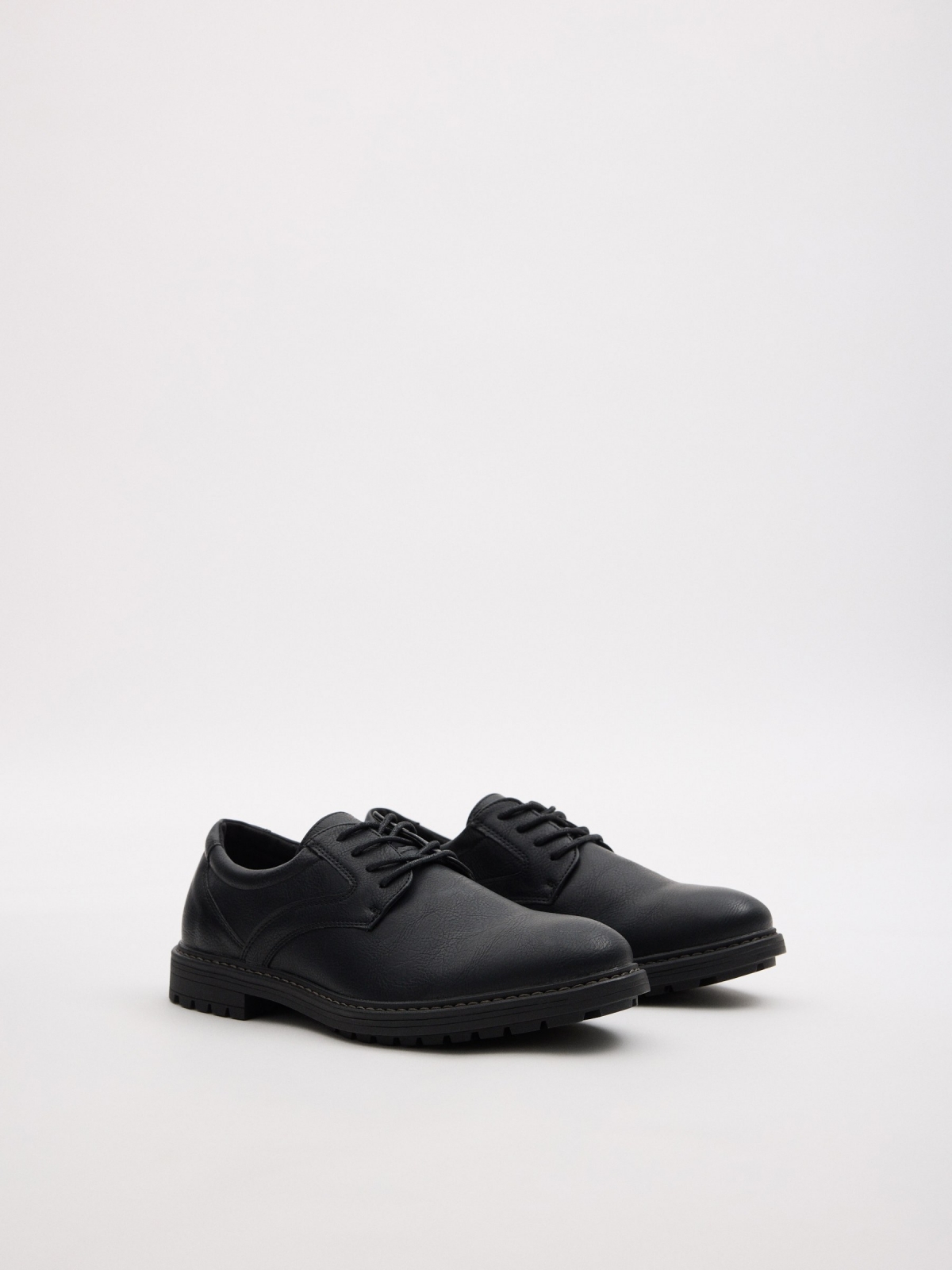 Classic basic leatherette shoe black 45º front view