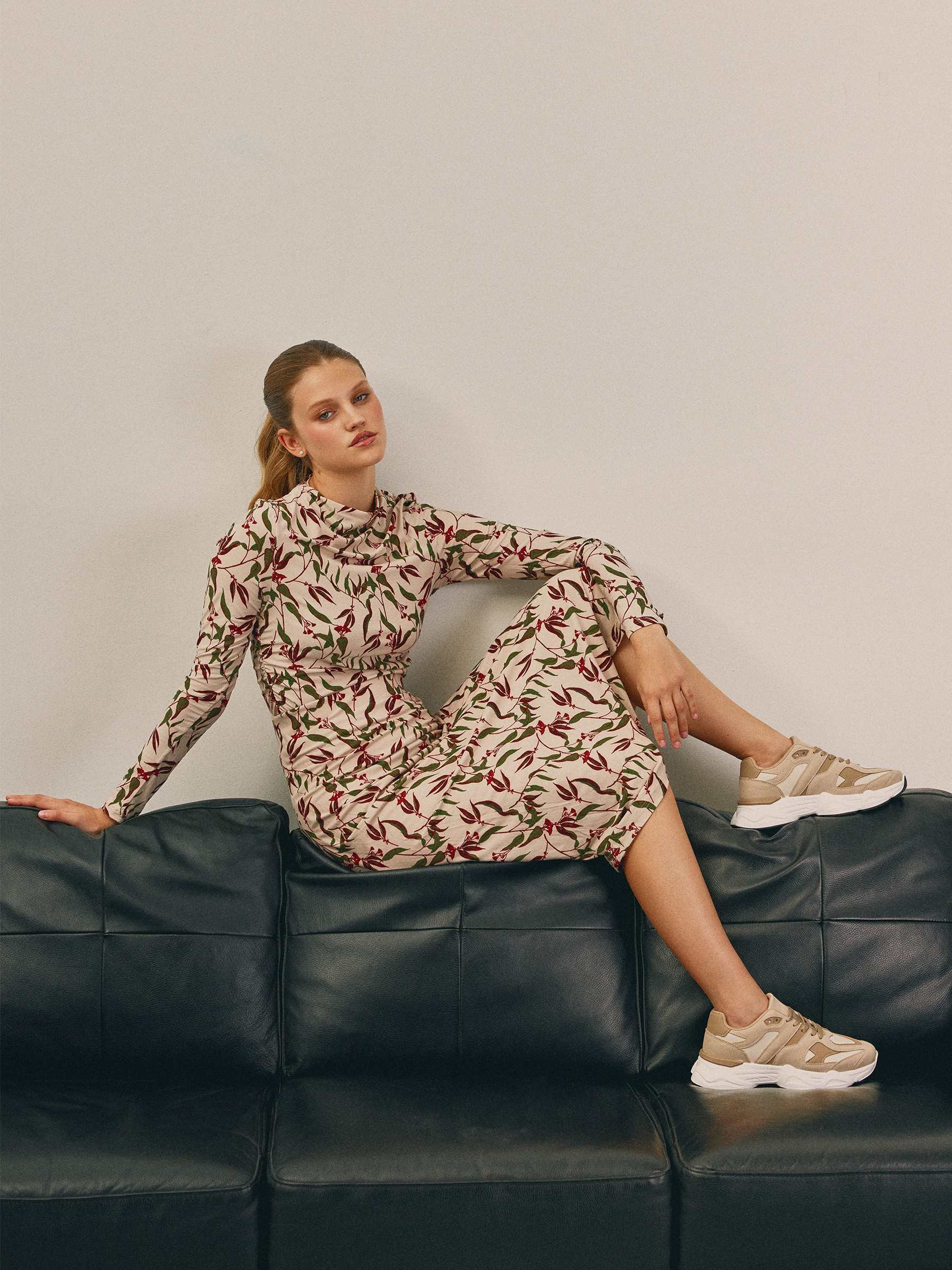 Printed midi skirt off white middle front view