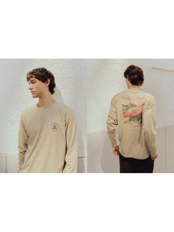  Camiseta de manga longa estampa natureza crua