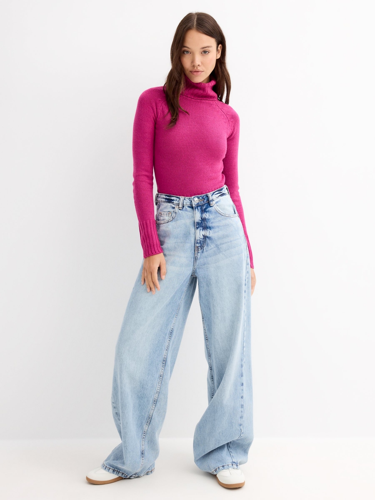 Basic turtleneck sweater fuchsia general front view