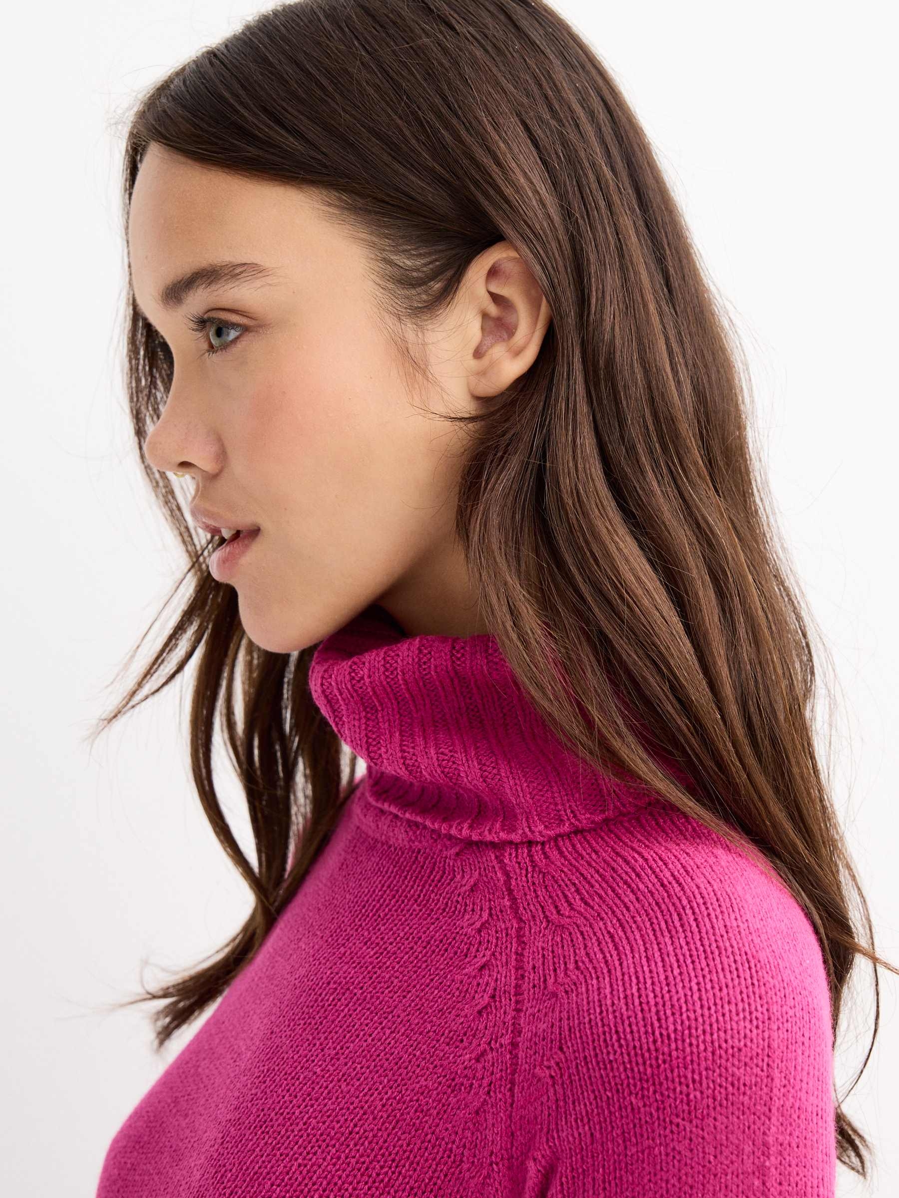 Basic turtleneck sweater fuchsia middle front view