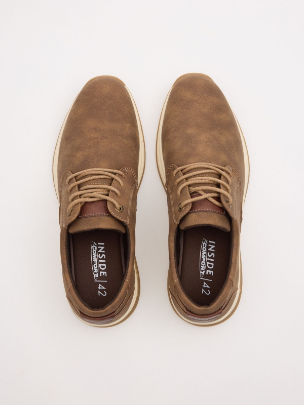 Zapato clásico deportivo marrón marrón tostado vista cenital