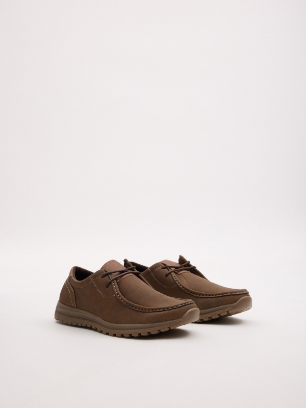 Zapato casual bordón marrón tostado vista frontal 45º