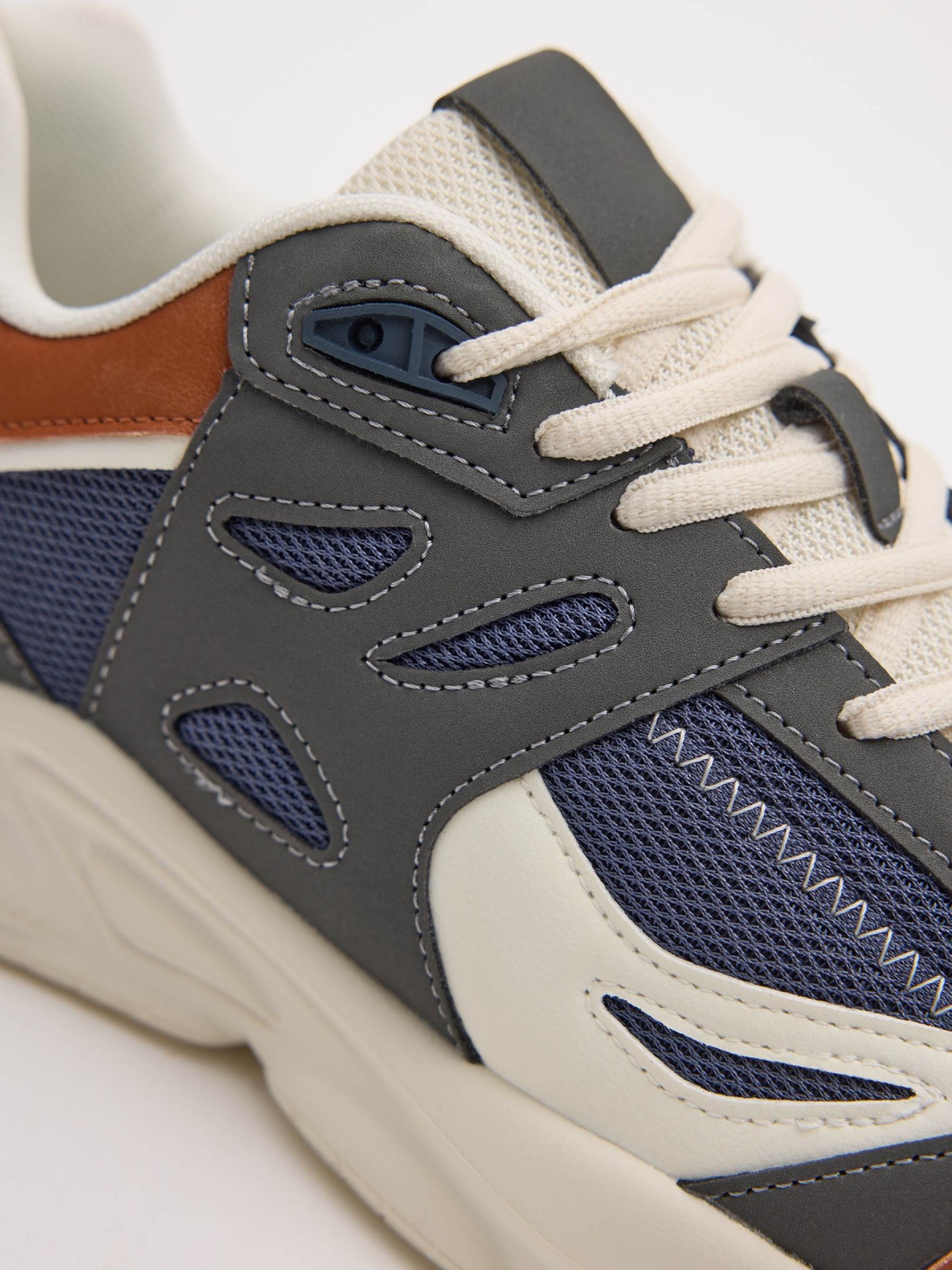 Multicolor combined running sneaker multicolor detail view