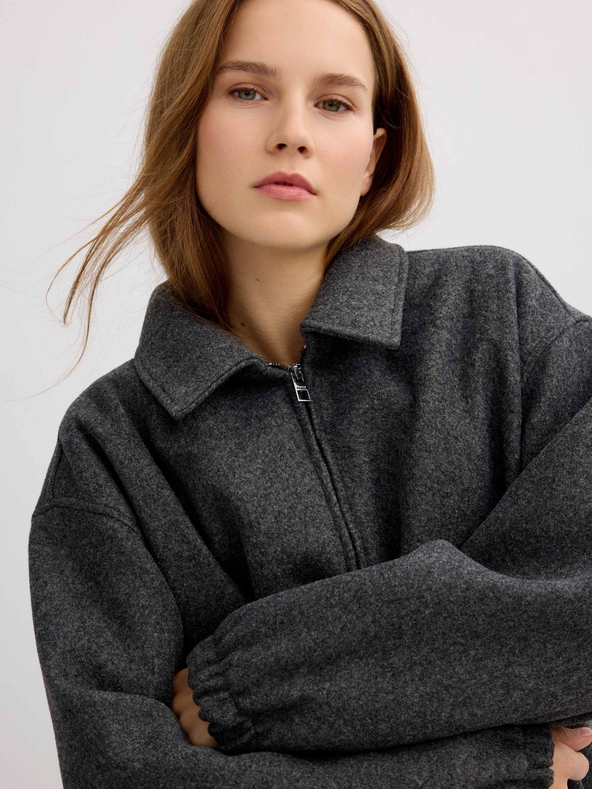 Chaqueta de paño gris gris oscuro vista detalle