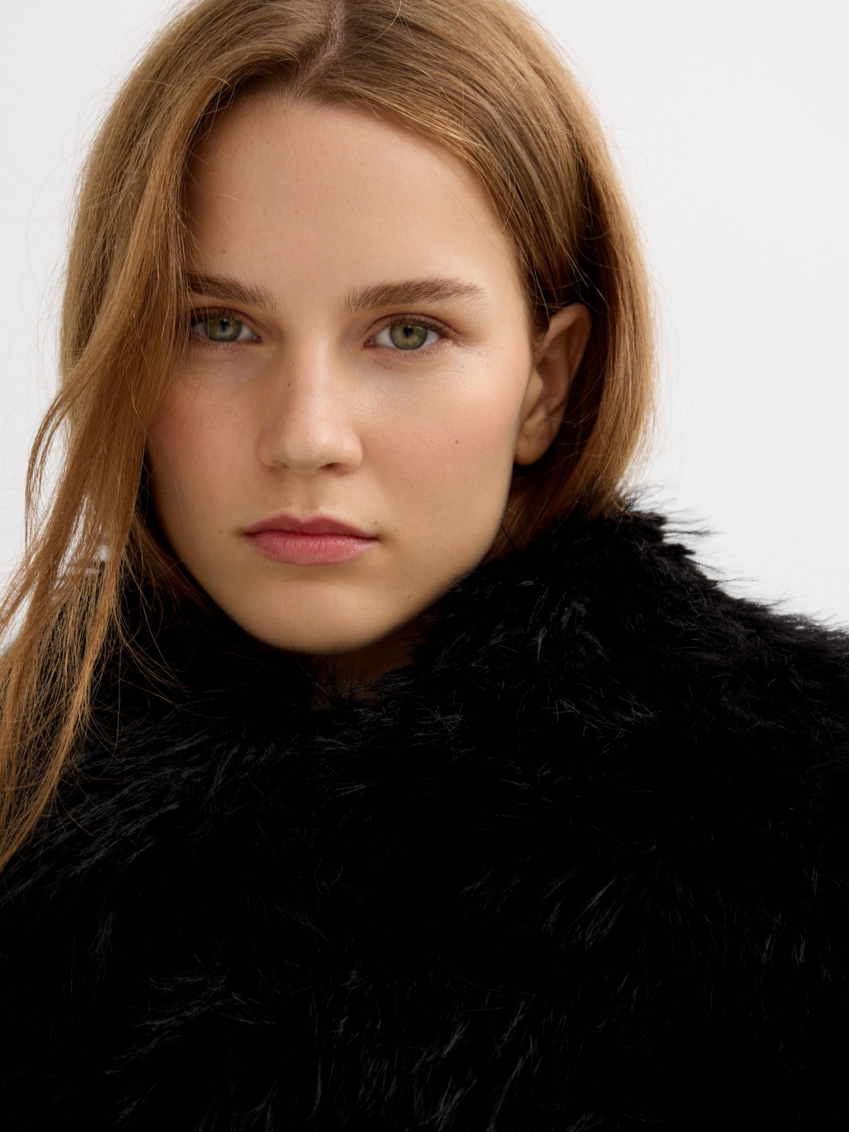Faux fur effect jacket with lapel collar black detail view