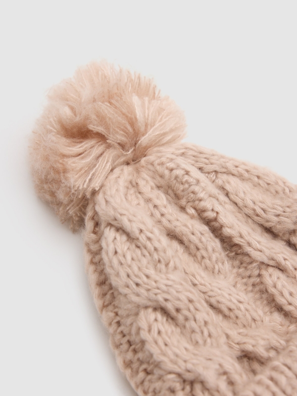 Nude hat with pompom nude pink front view