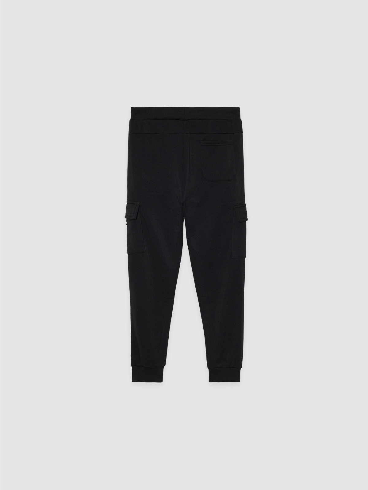 Jogger desportivo multibolsos preto vista traseira
