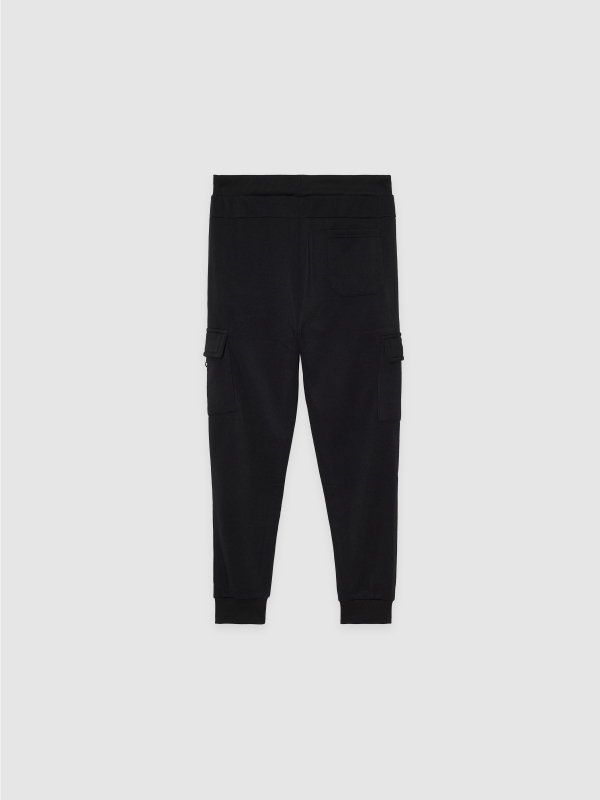 Jogger desportivo multibolsos preto vista traseira