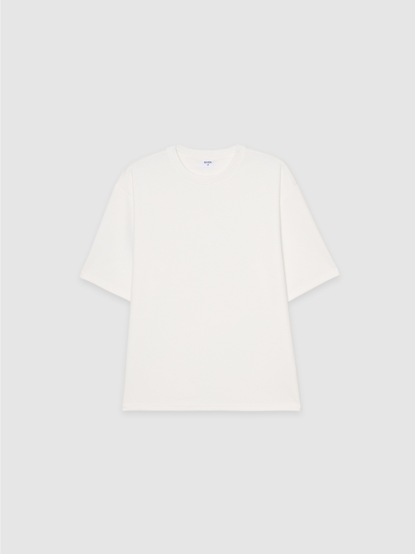 Camisola oversize lisa crua vista frontal  Camisola oversize lisa crua vista frontal