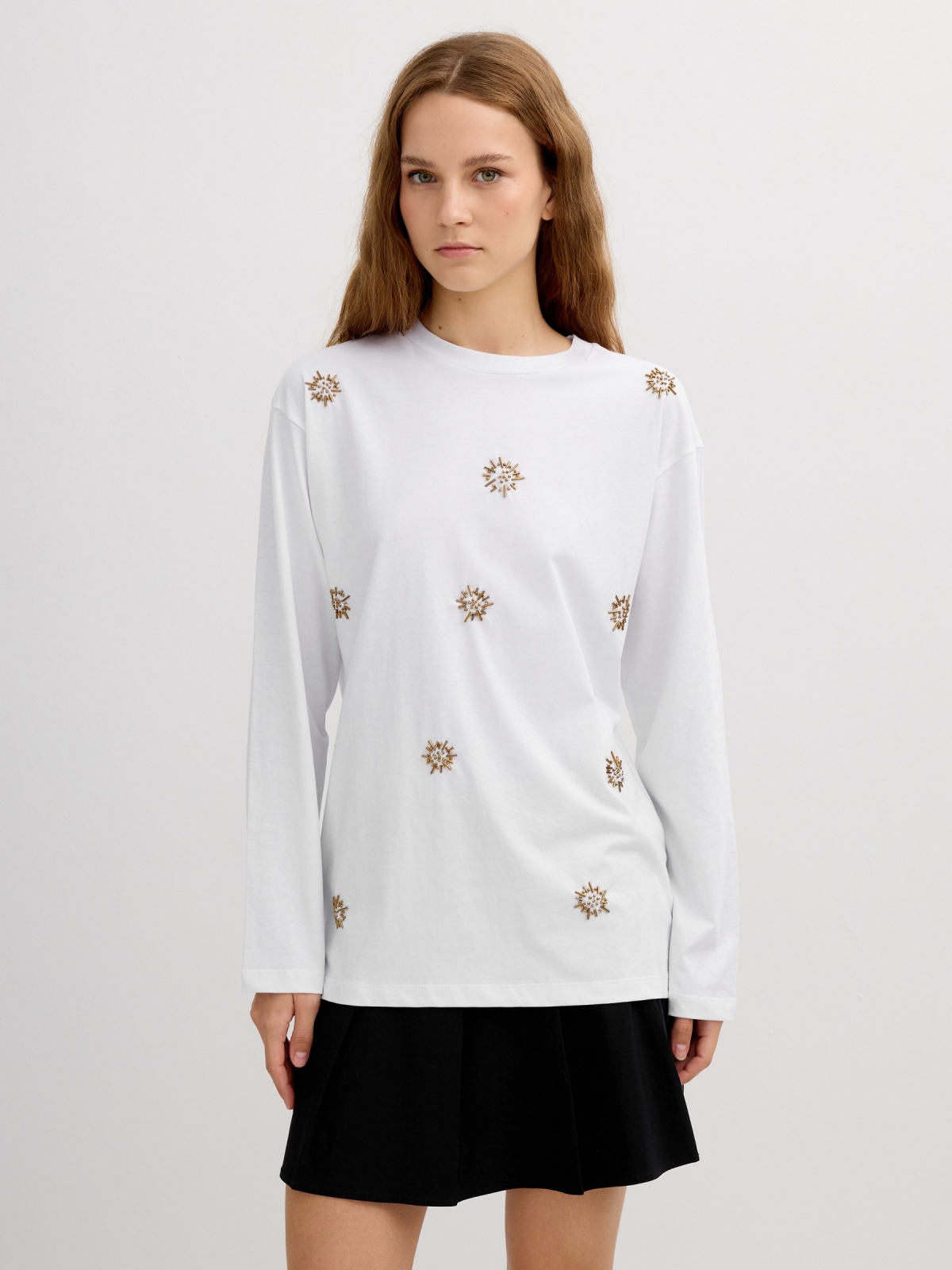 Long sleeve beaded shirt white middle front view