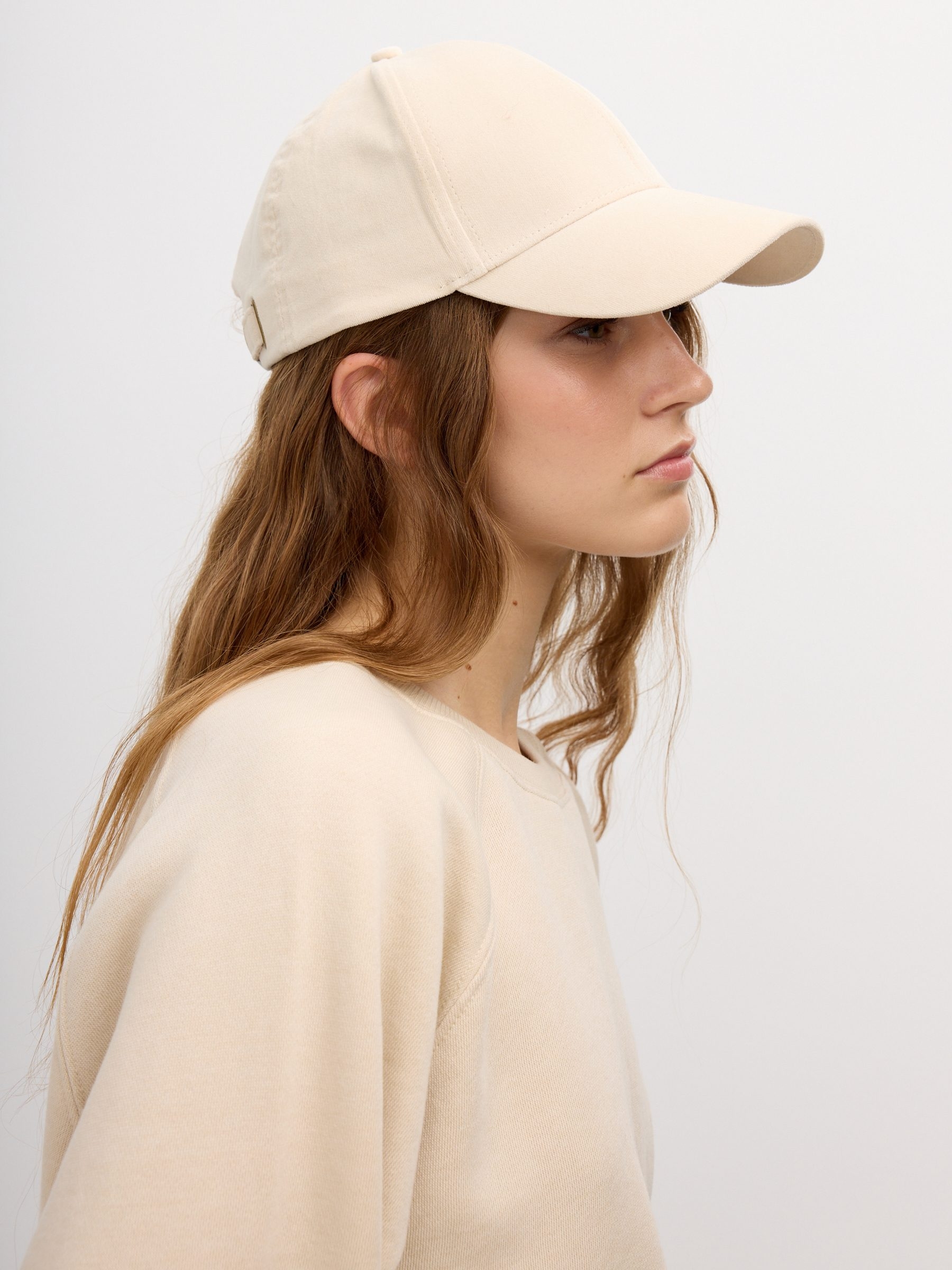 Microfiber cap beige 45º front view