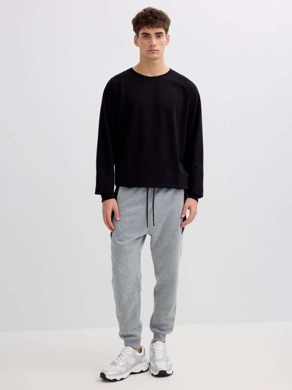 Jogger desportivo felpa cinza cinza claro vista geral frontal