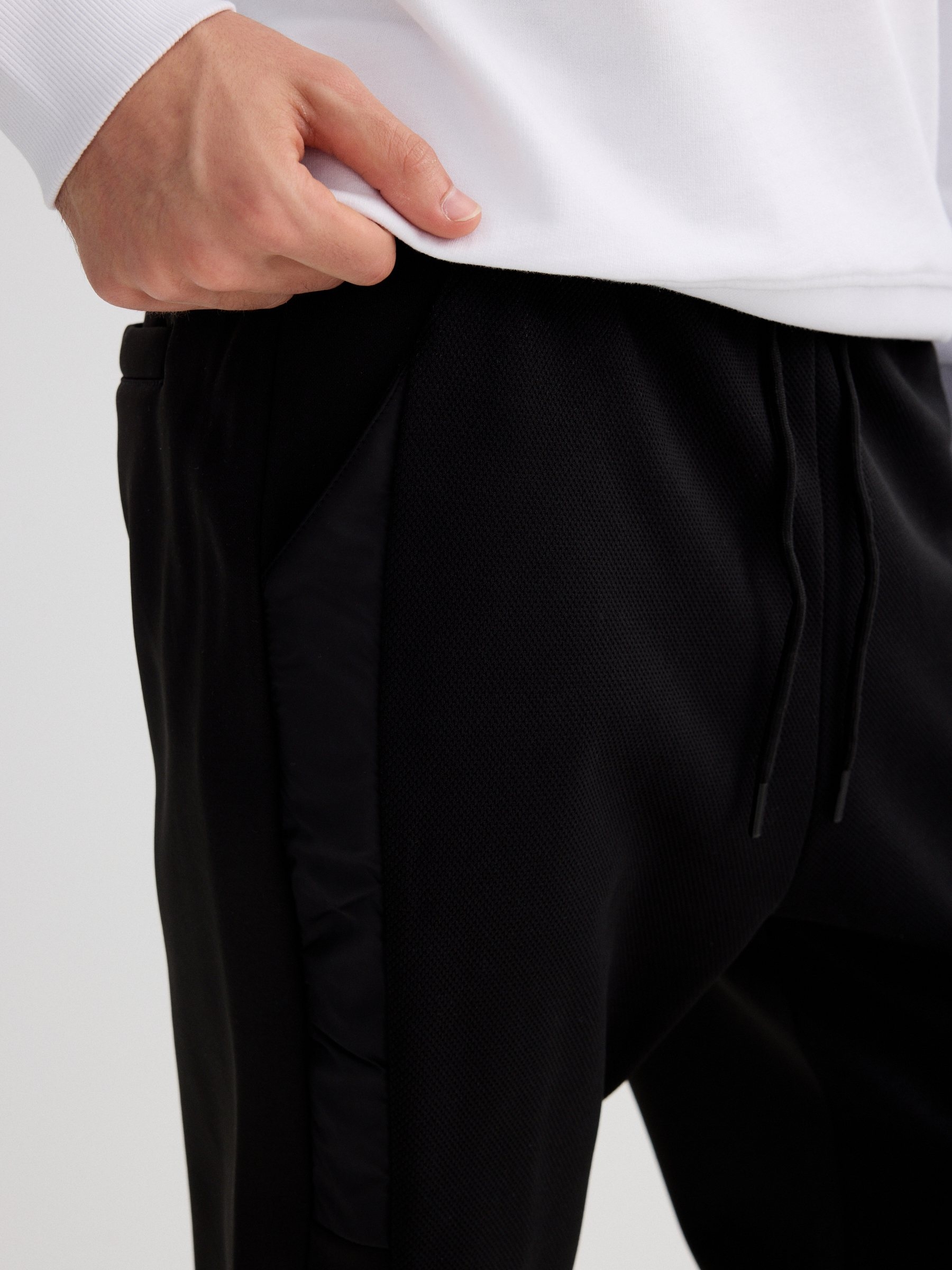 Jogger desportivo felpa preto preto vista geral frontal