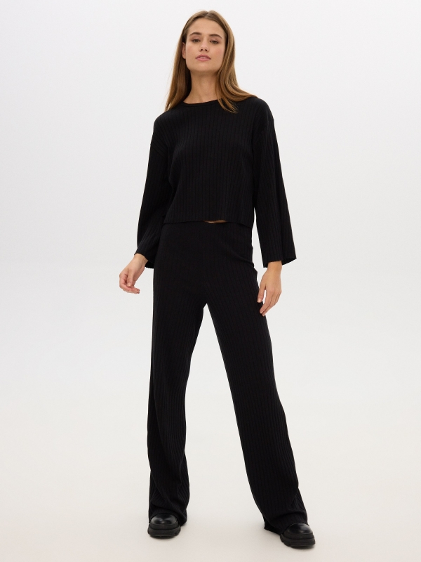Pantalón fluido negro canalé negro vista general frontal