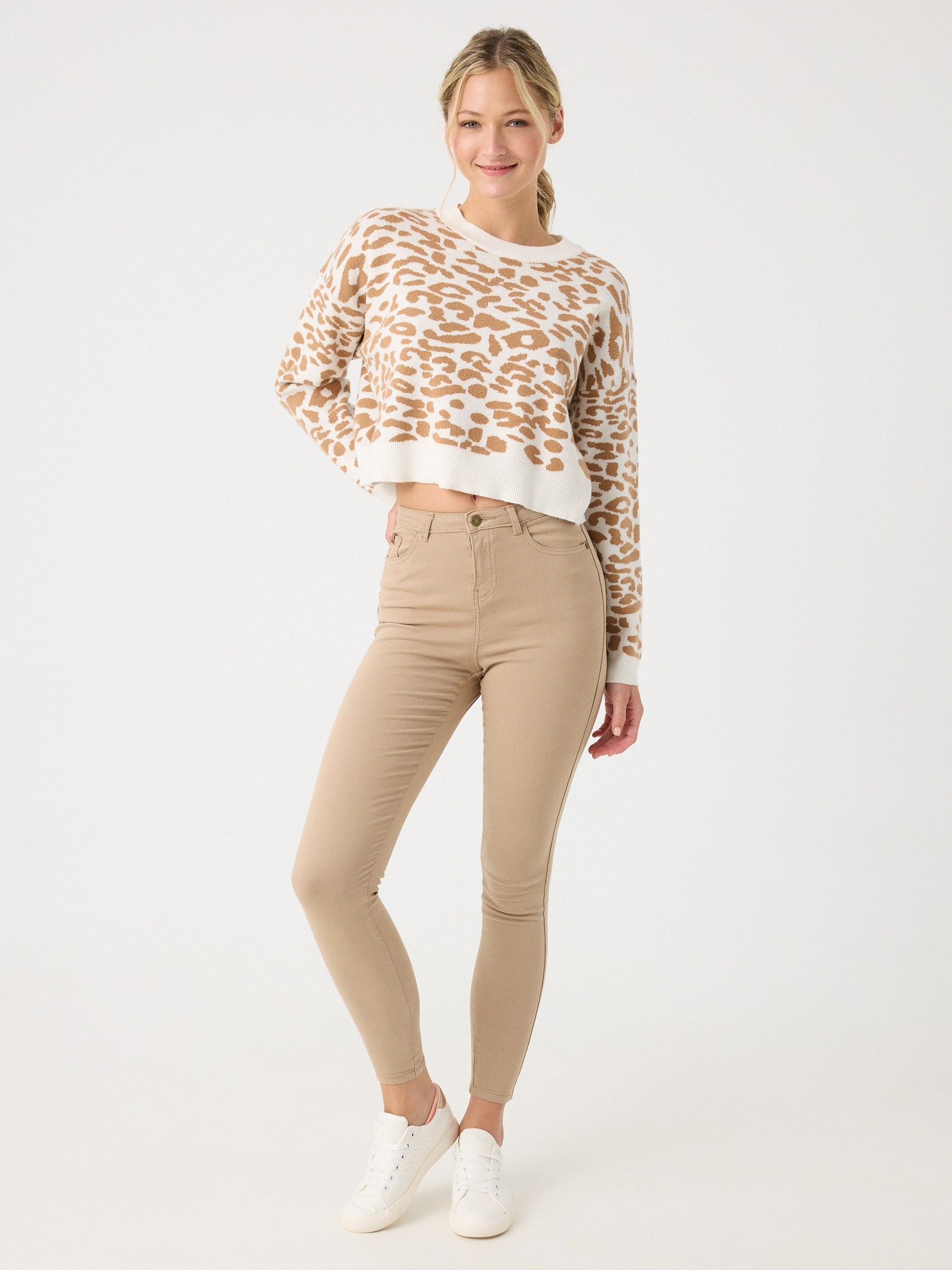 Animal print cropped sweater cinnamon middle front view