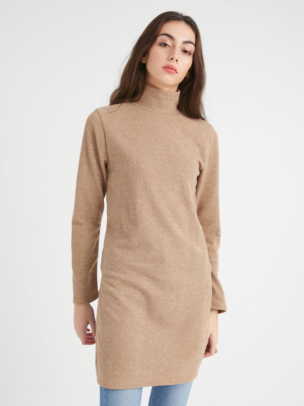 Long slit jumper brown middle front view