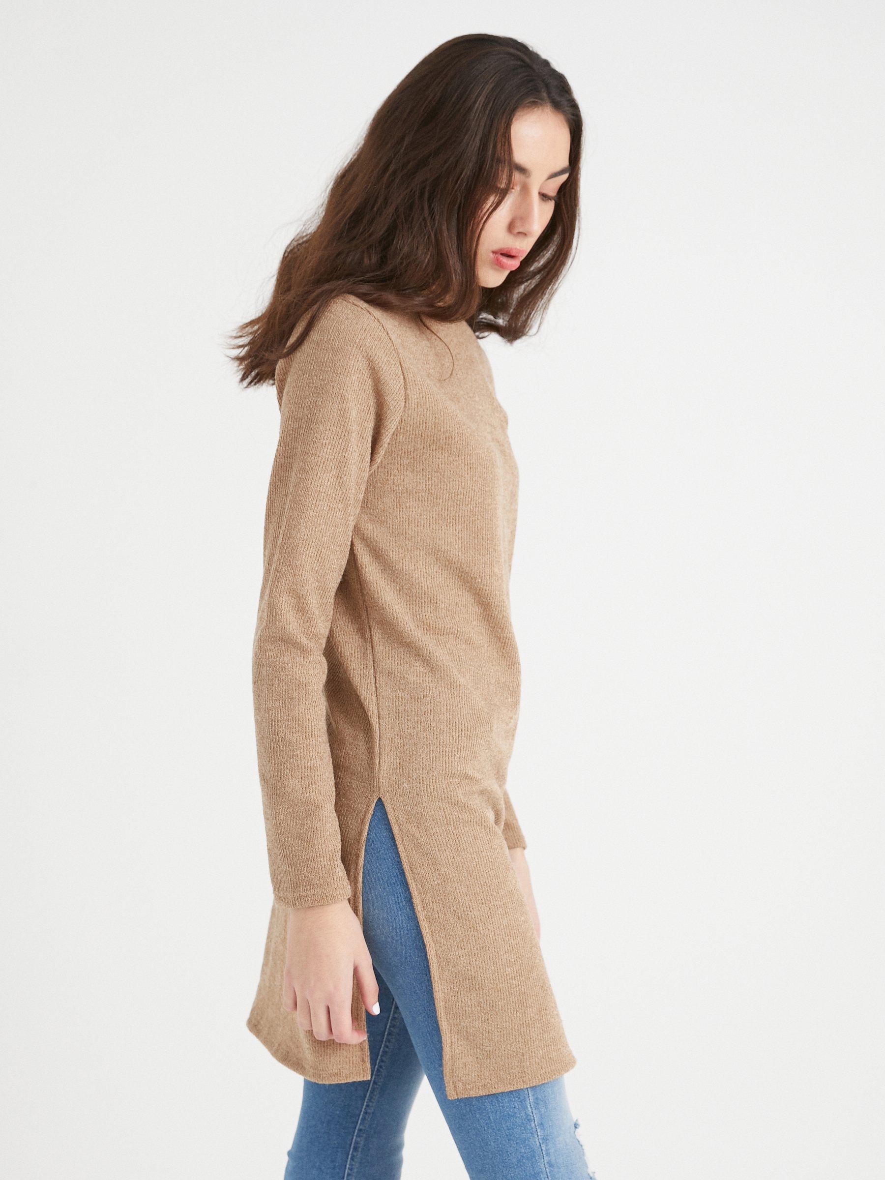 Long slit jumper brown