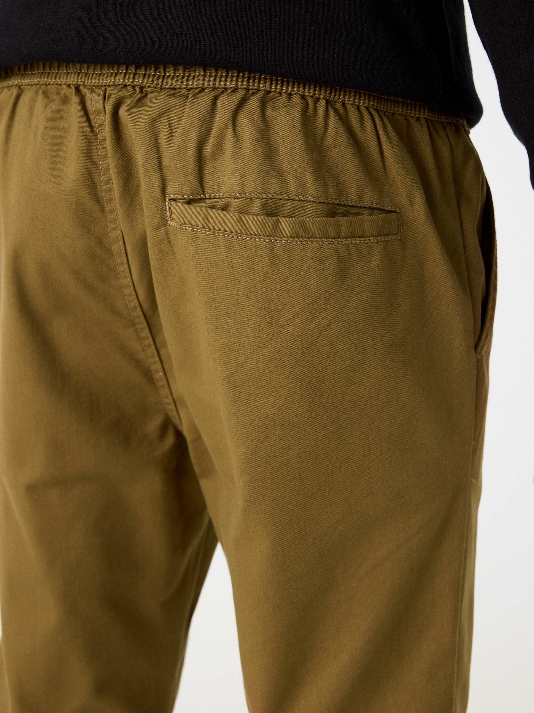 Knotted jogger pants