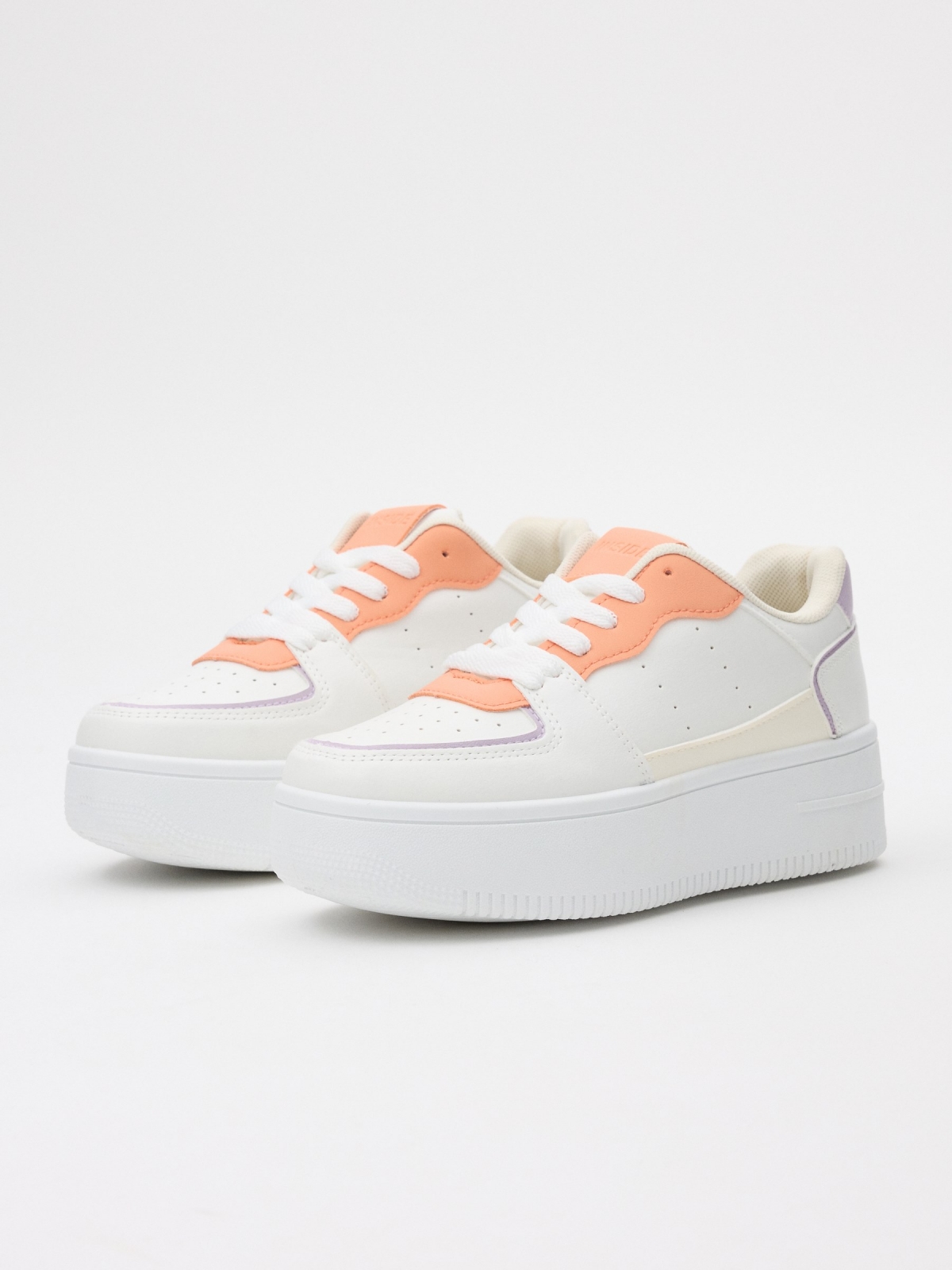 Casual colorful sneaker with platform white 45º front view Casual colorful sneaker with platform white 45º front view