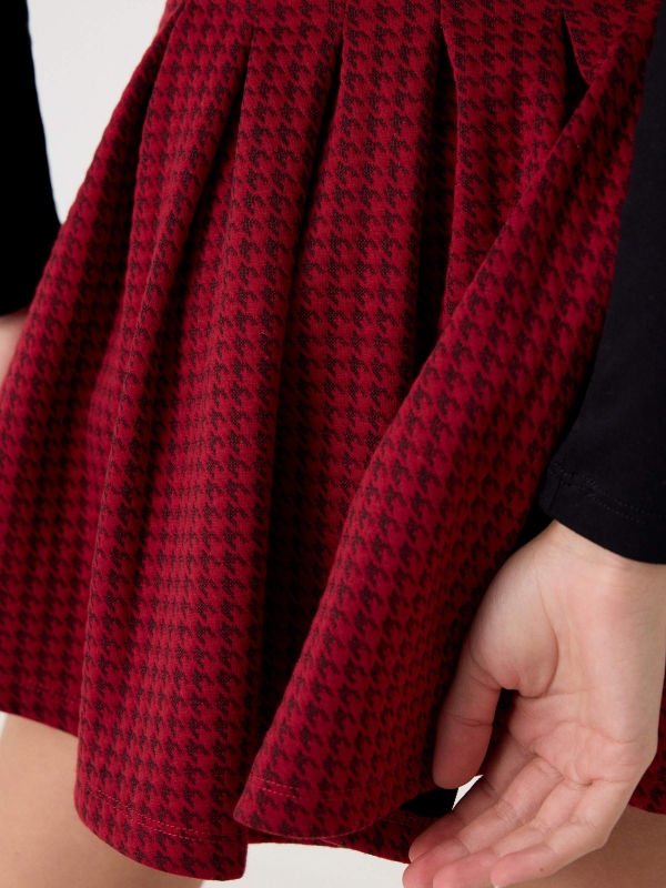 Houndstooth flared skirt garnet detail view