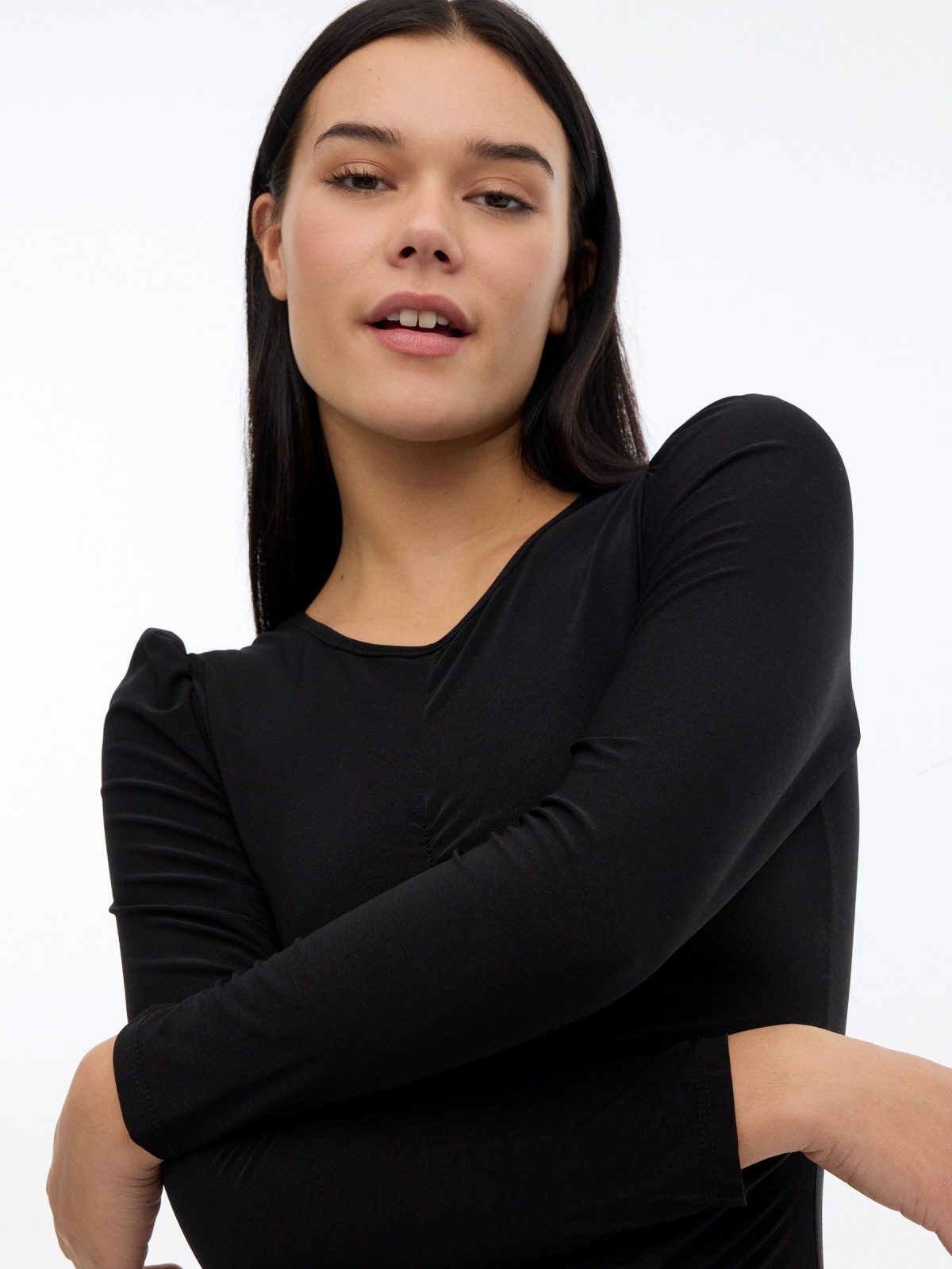 Short gathered dress black detail view