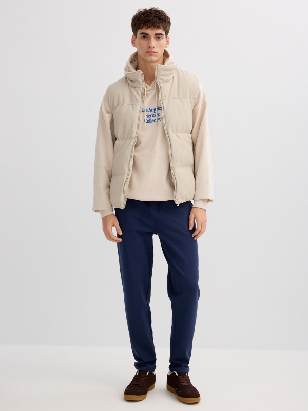 Chaleco acolchado beige de nylon crudo vista general frontal