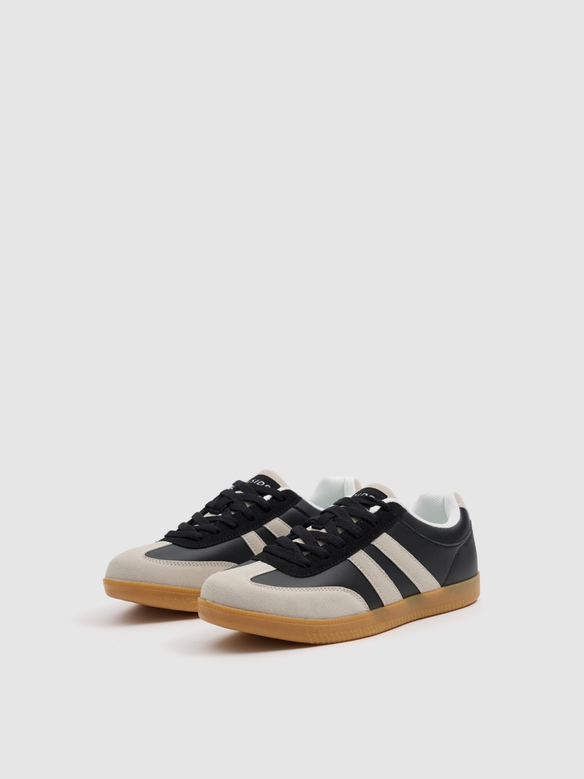 Retro combined faux leather sneaker black 45º front view