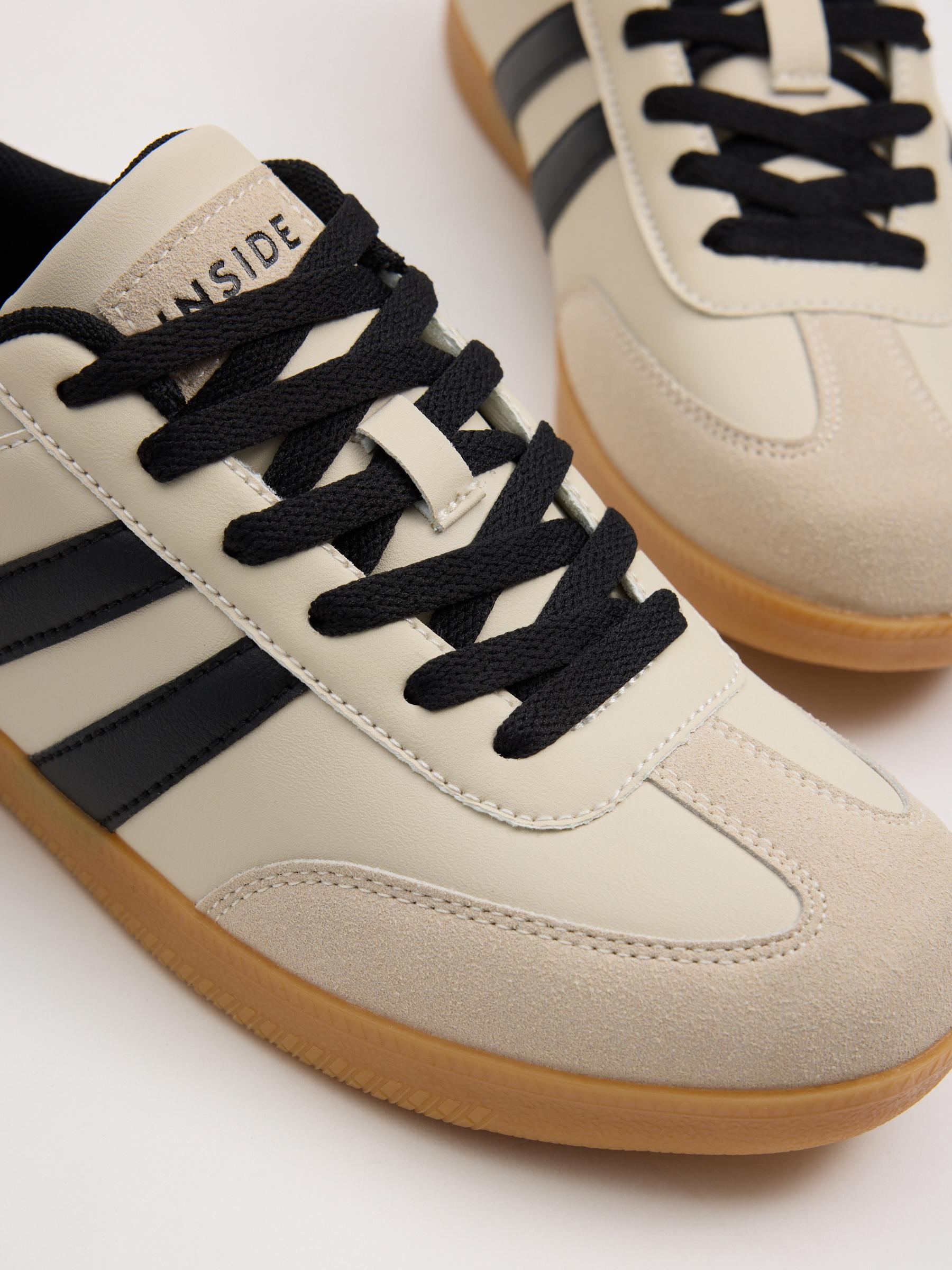 Zapatilla polipiel retro combinada