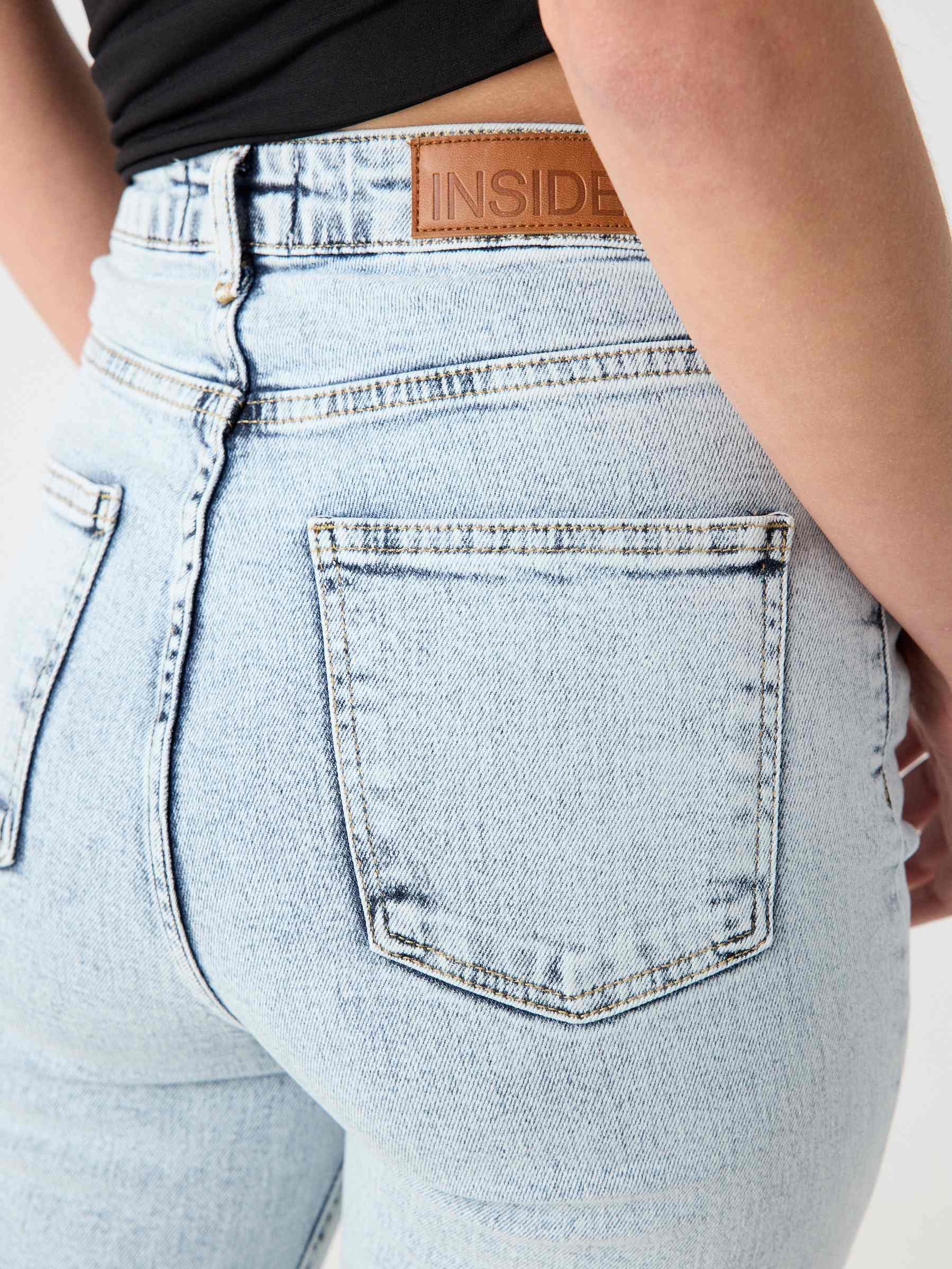 Jeans straight slim bleached azul/blanco vista general frontal