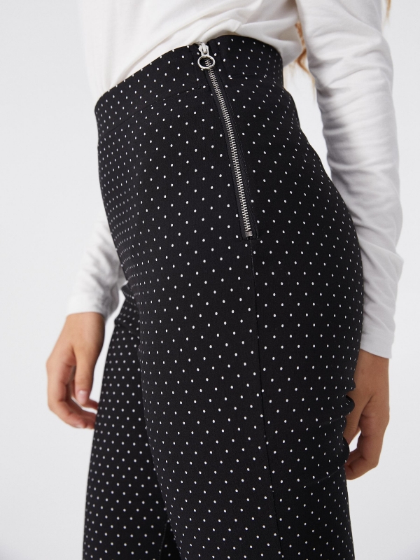 Stretch trousers with zip black