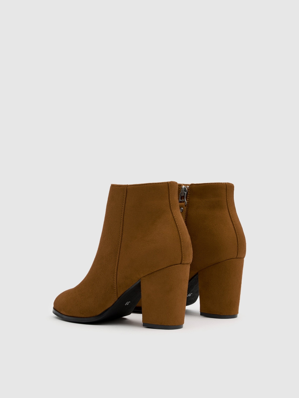 Basic wide heel ankle boots brown 45º back view