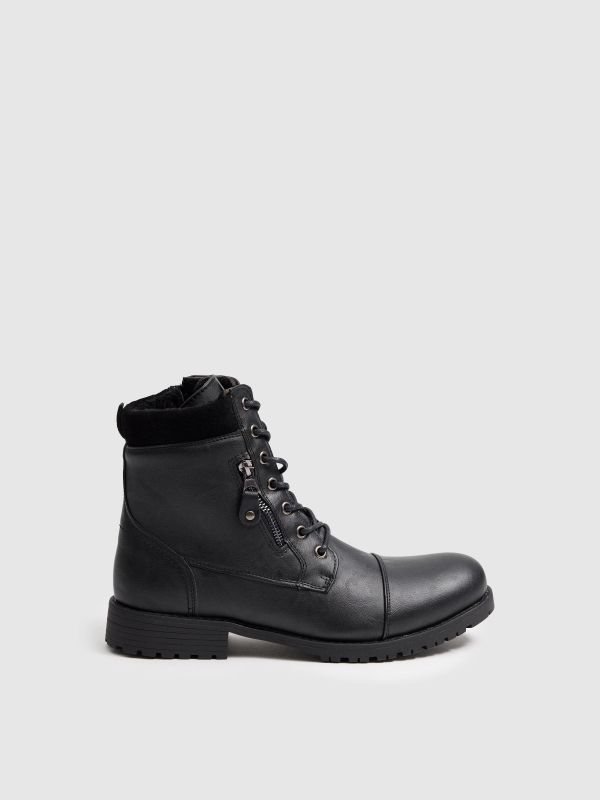 Black boot with zipper detail black Black boot with zipper detail black